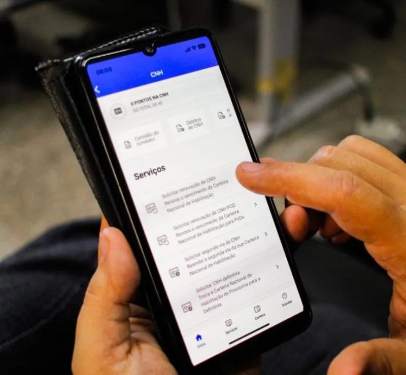Detran-MT libera mais de 20 serviços de trânsito pelo celular