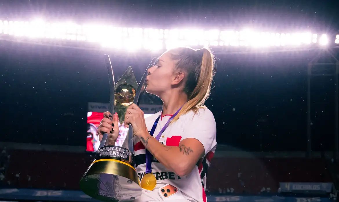 Carol Gil é convocada para a seleção brasileira após título