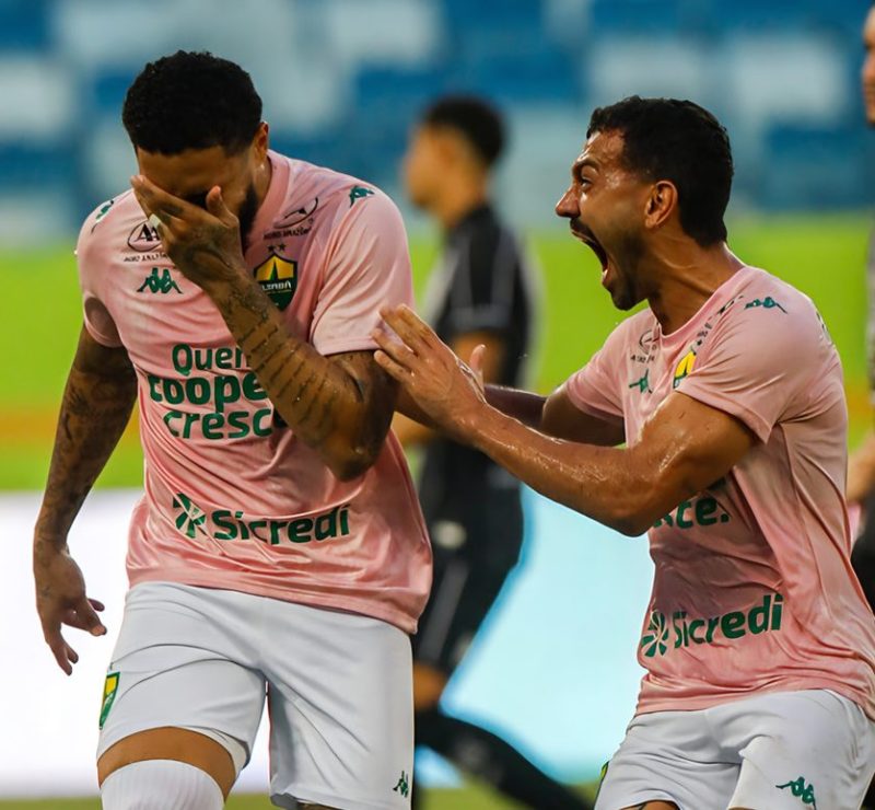 Cuiabá bate a Ponte Preta na Arena Pantanal e decreta queda dos paulistas para a Série C